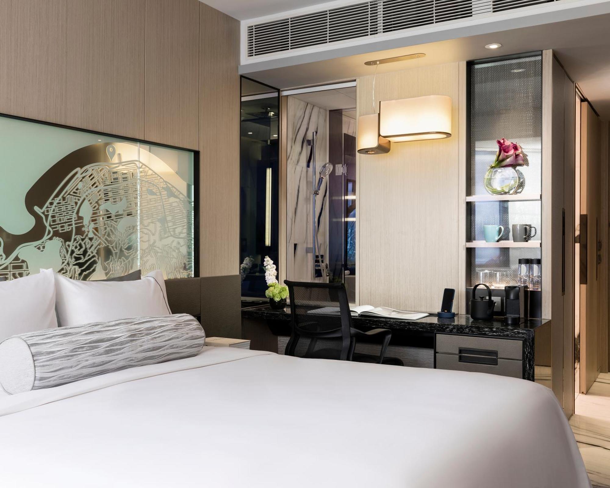 Hyatt Centric Victoria Harbour Hotel Hong Kong Exterior foto