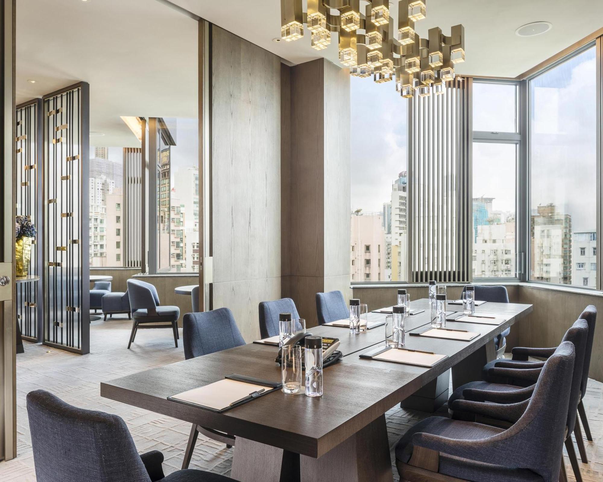 Hyatt Centric Victoria Harbour Hotel Hong Kong Exterior foto
